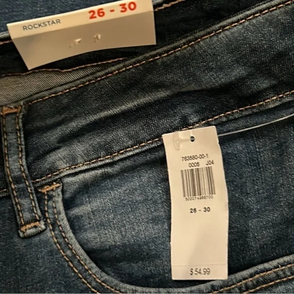 NWT Womens Old Navy Plus Rockstar Extra High Rise Skinny Jeans - Picture 9 of 14